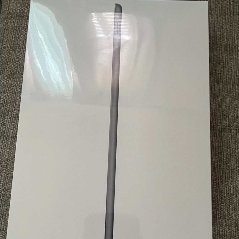 Apple iPad 9th Generation 64 GB in Space Gray